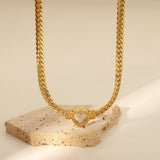 Vida Heart Choker
